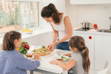 Thực đơn tăng chiều cao cho trẻ 8 tuổi, nên ăn gì?