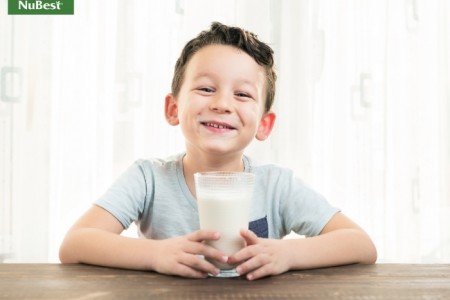 Sữa tăng chiều cao cho trẻ 7 tuổi - Chọn loại nào mới tốt?