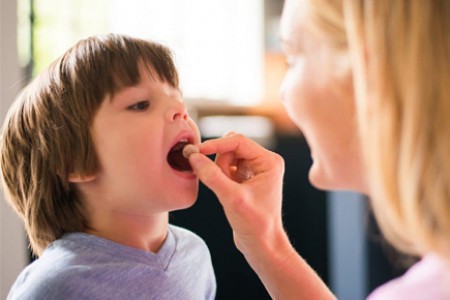 Vì sao trẻ uống thực phẩm chức năng tăng chiều cao mà vẫn lùn?