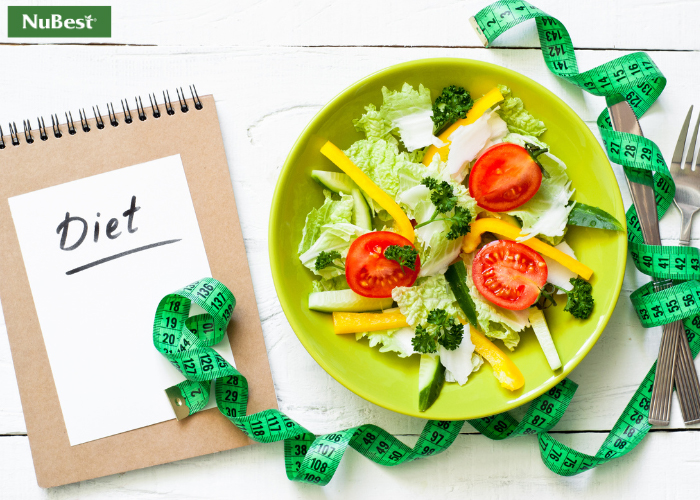 Vào thế kỉ XIX tại Hy Lạp cổ đại đã bắt đầu xu hướng cắt giảm khẩu phần ăn để duy trì vóc dáng&nbsp;