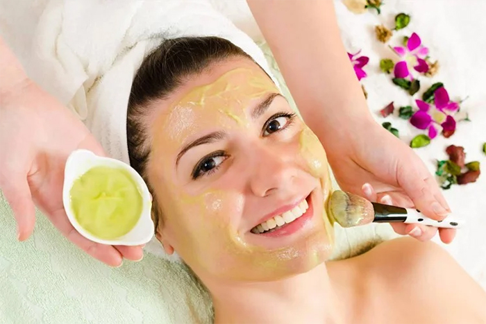 Dưỡng da bằng trứng giúp da trắng hồng mịn màng