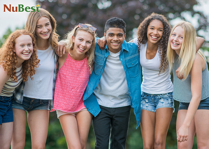 Nam nữ 15 tuổi cải thiện chiều cao nhanh chóng qua từng năm