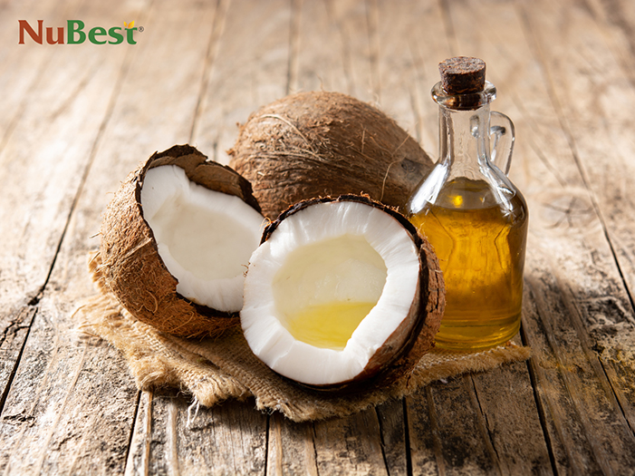 Dầu dừa hỗ trợ làm mờ nếp nhăn hiệu quả