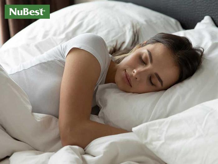 Ngủ sớm và đủ giấc có lợi cho sức khỏe và chiều cao
