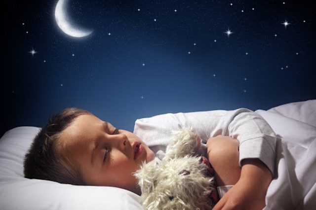 Trẻ 7 tuổi ngủ đủ giấc sẽ có nhiều cơ hội phát triển chiều cao