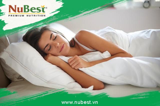 Một giấc ngủ sâu giúp cơ thể hồi phục năng lượng, làn da có thời gian nghỉ ngơi và thư giãn