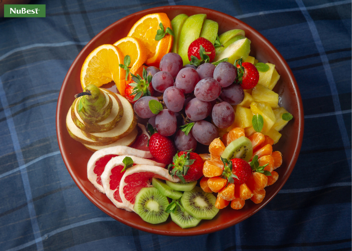 Lựa chọn các loại trái cây theo mùa, bổ sung dinh dưỡng, tăng cường đề kháng&nbsp;