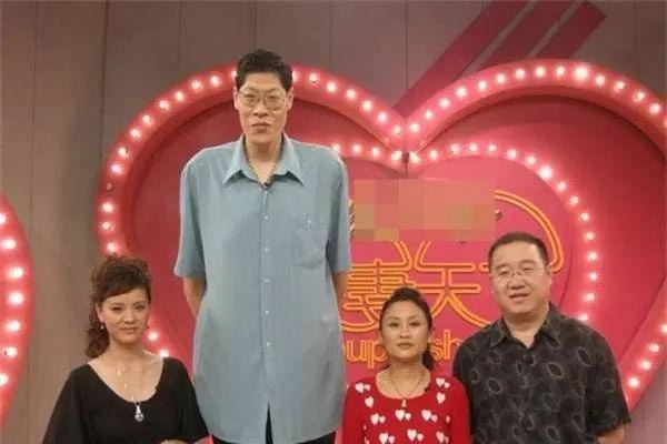 cao bất thường do đột biến