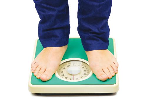 kiểm tra cân nặng thường xuyên