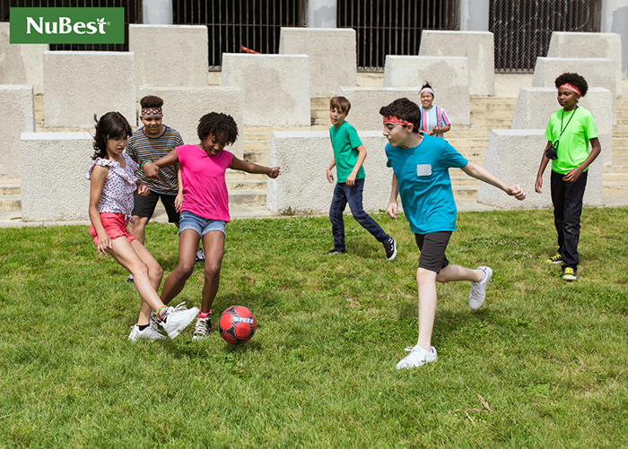 Trẻ lên 9 tuổi dần ý thức về tầm quan trọng của việc cải thiện chiều cao, kiểm soát cân nặng