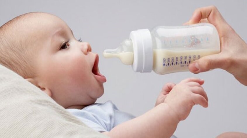 Sữa non đem đến rất nhiều lợi ích cho trẻ nhỏ