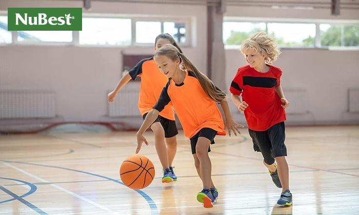 Chơi thể thao giúp trẻ phát triển chiều cao tốt