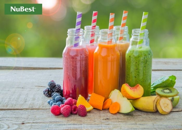 Chọn lựa các loại trái cây và rau củ để cung cấp hàm lượng nước, khoáng chất và các loại vitamin cho cơ thể