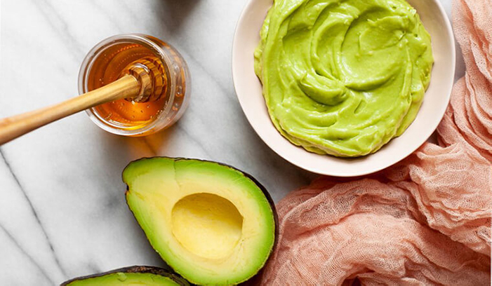 Nên sử dụng các sản phẩm chăm sóc da chống lão hóa