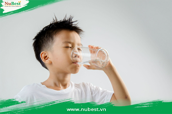 uống đủ nước để tăng chiều cao tốt hơn ở tuổi 13